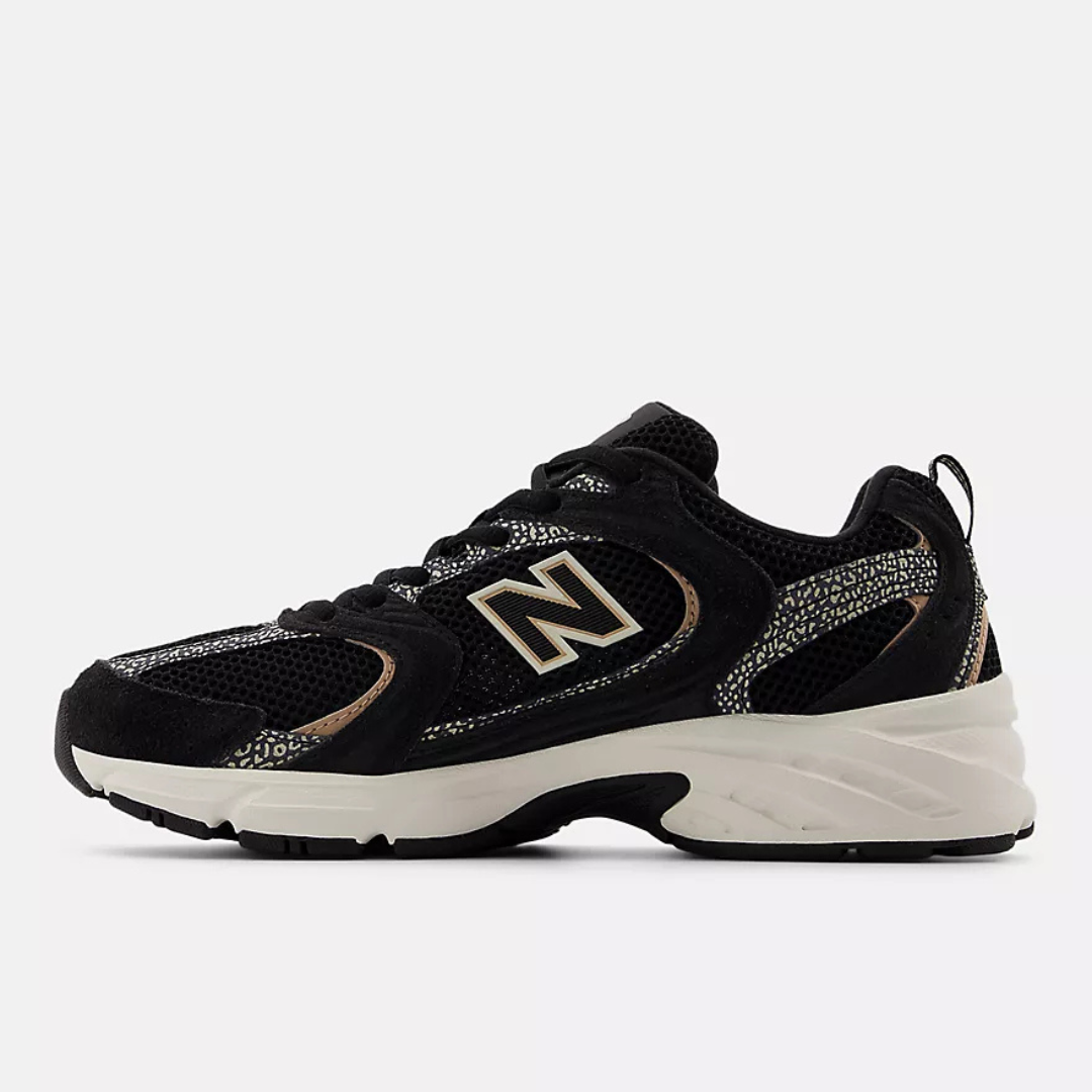 New Balance 530 - Black / Flat Taupe