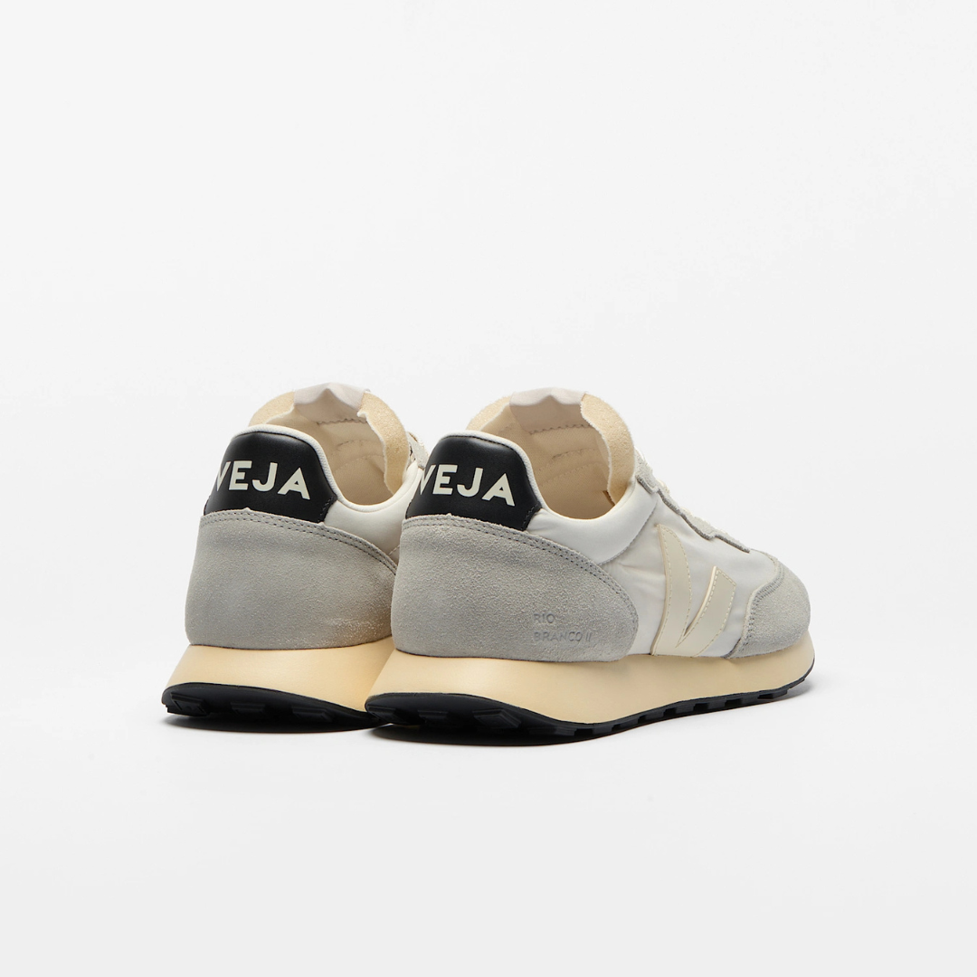 Veja Rio Branco II Lite - Grey / Black - Walk by Streetart