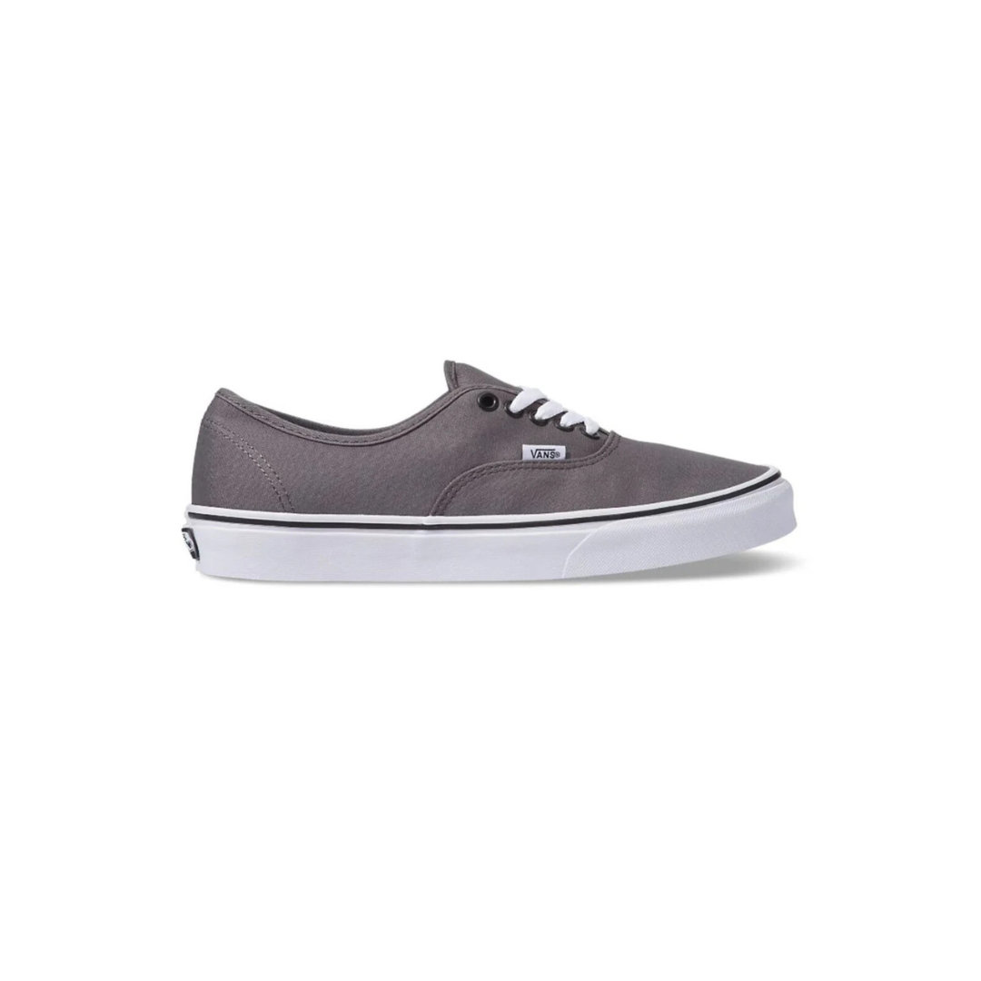 Chaussures Vans Authentic en noir style classique et confort urbain