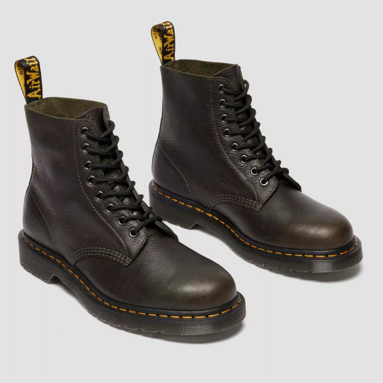 Dr.Martens 1460 Pascal - Forest Green - Walk by Streetart