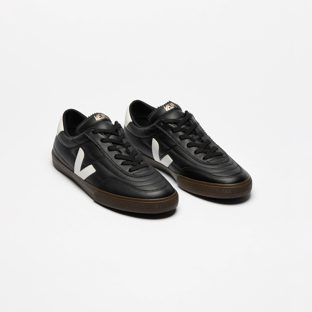 Veja Panenka Leather - Black / White