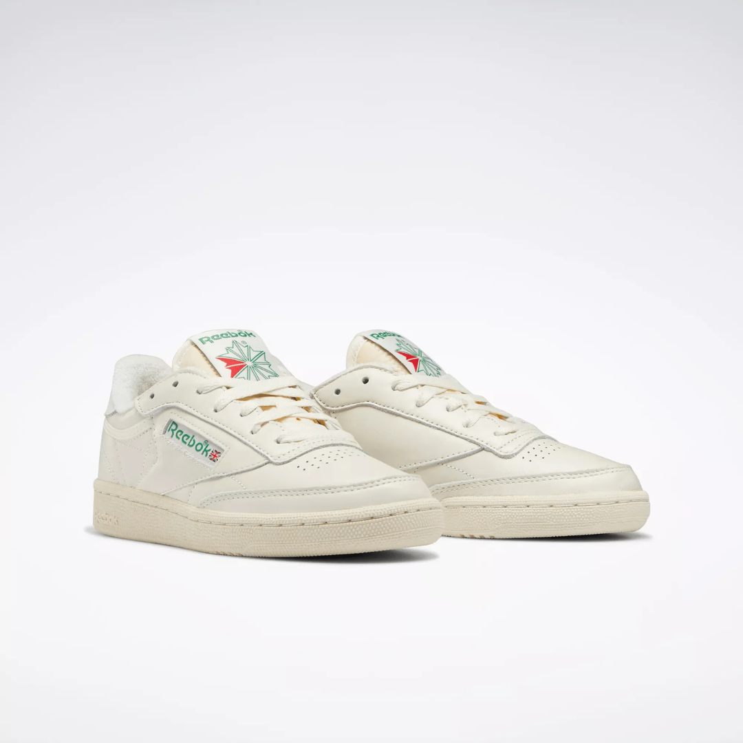 Reebok Club C 85 Vintage - Chalk / Alabaster / Glen Green - Walk by Streetart