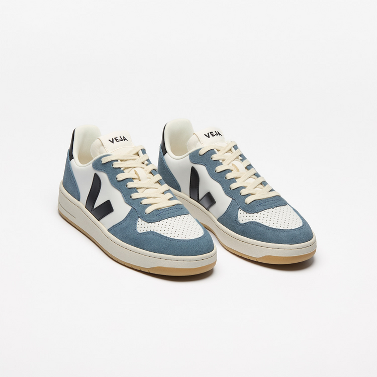 Veja V-10 - Leather White / Black / California