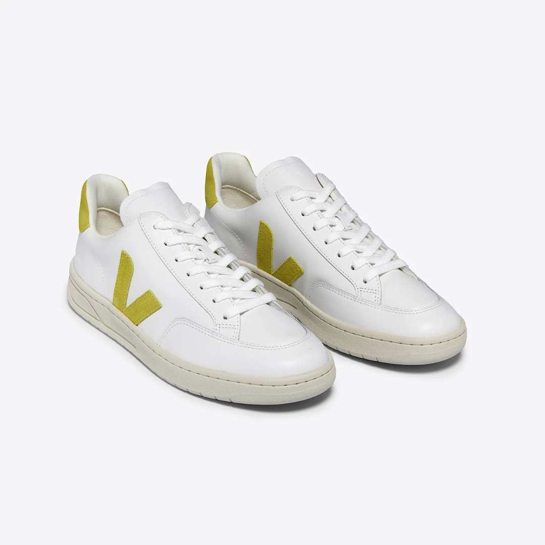 Veja V-12 Leather - Extra White / Liquor - Walk by Streetart