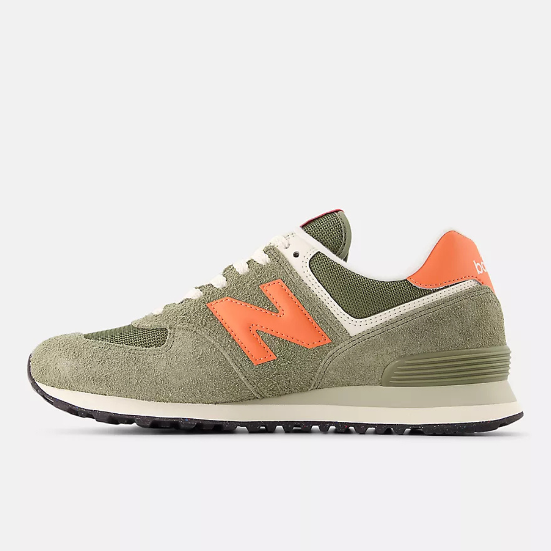 New Balance 574 - Dark olivine / Flare