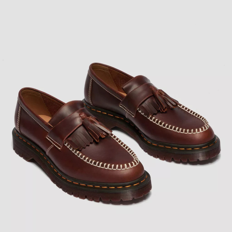 Dr.Martens Adrian Orleans - Butterscotch - Walk by Streetart