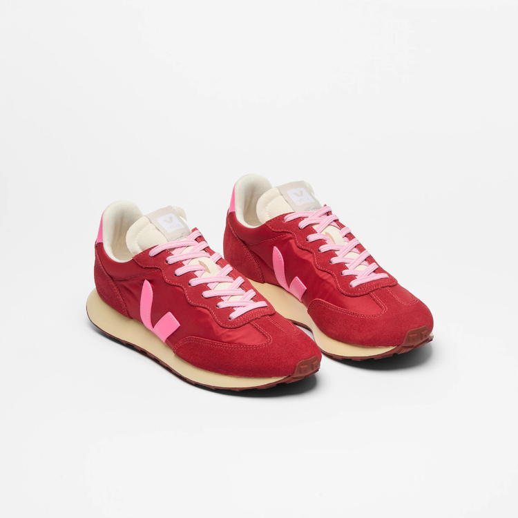 Veja Rio Branco II - Pepper / Sari - Walk by Streetart