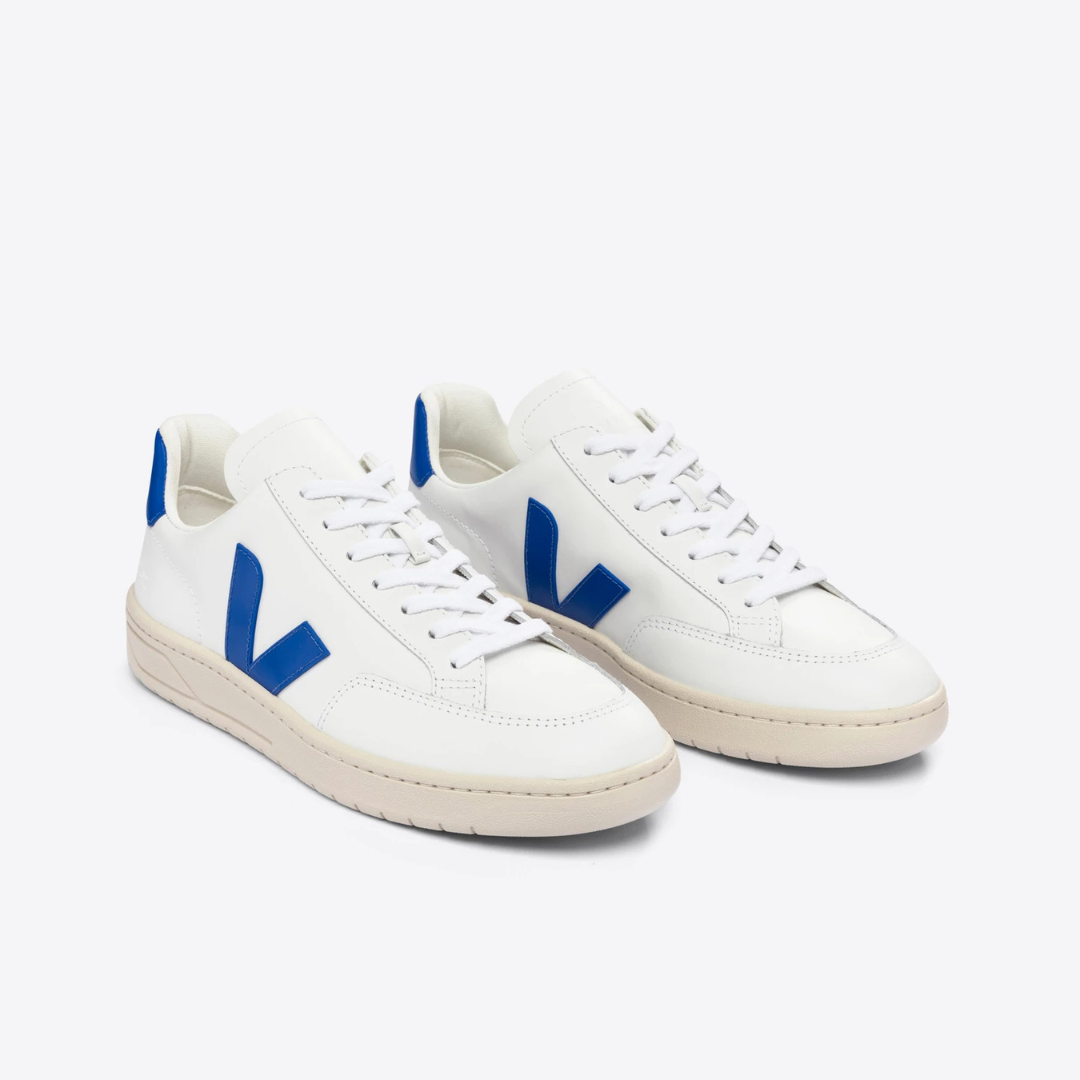 Veja V-12 Leather - Extra White Paros - Walk by Streetart