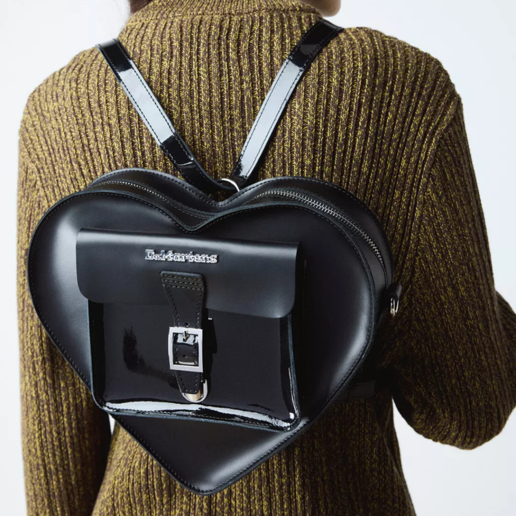 Dr Martens Heart Backpack - Black - Walk by Streetart