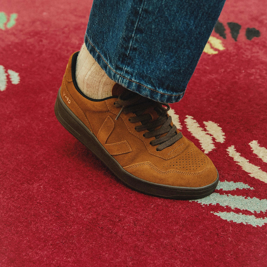 Veja V-90 - Full Cognac / Eagle