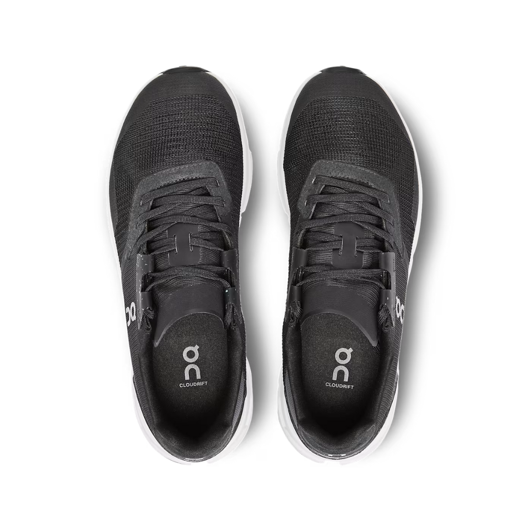 On Running Cloudrift - Black /  White - Walk by Streetart