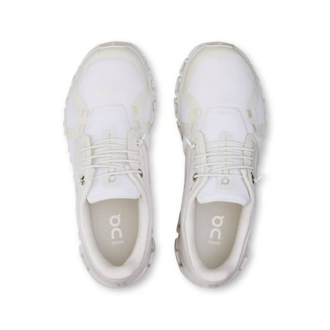 On Running Cloud 6 Femme - White / White - Walk by Streetart