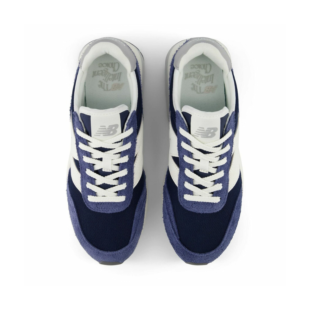 New Balance 370 - Navy / Sea Salt