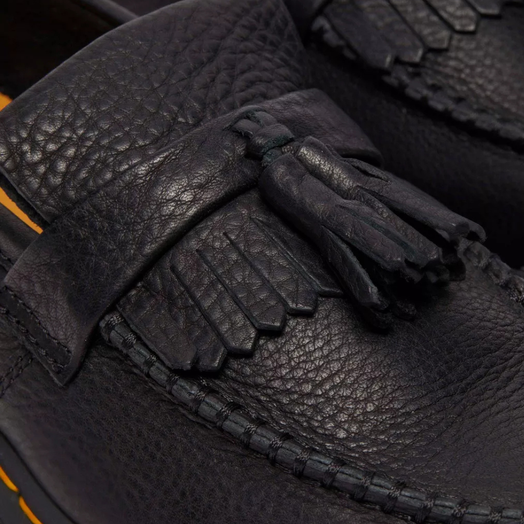 Dr.Martens Adrian Ambassador - Black - Walk by Streetart