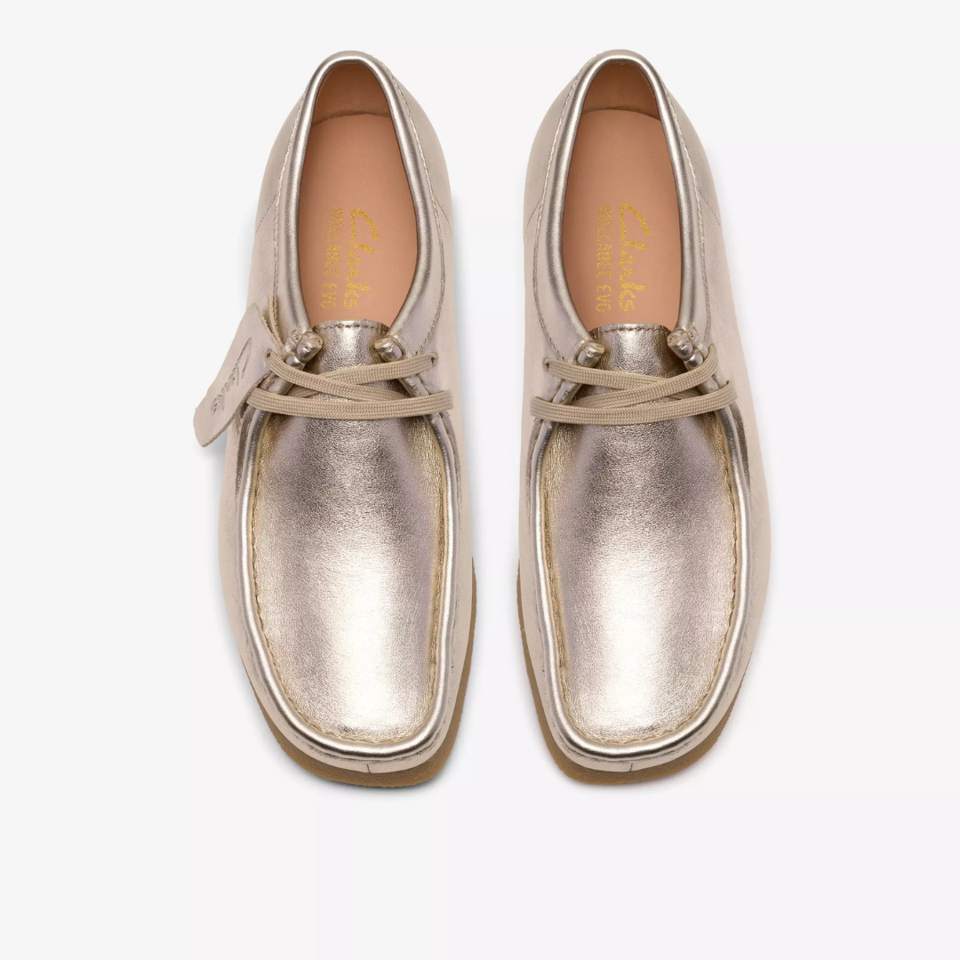 Clarks Wallabee Evo - Gold Leather - Walk by Streetart