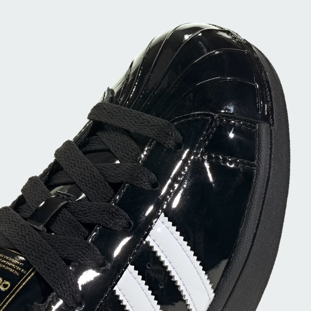 Adidas Superstar II - Core Black / Cloud White / Core Black - Walk by Streetart