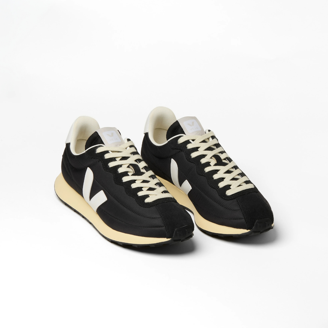 Veja Belem Nylon - Black / White