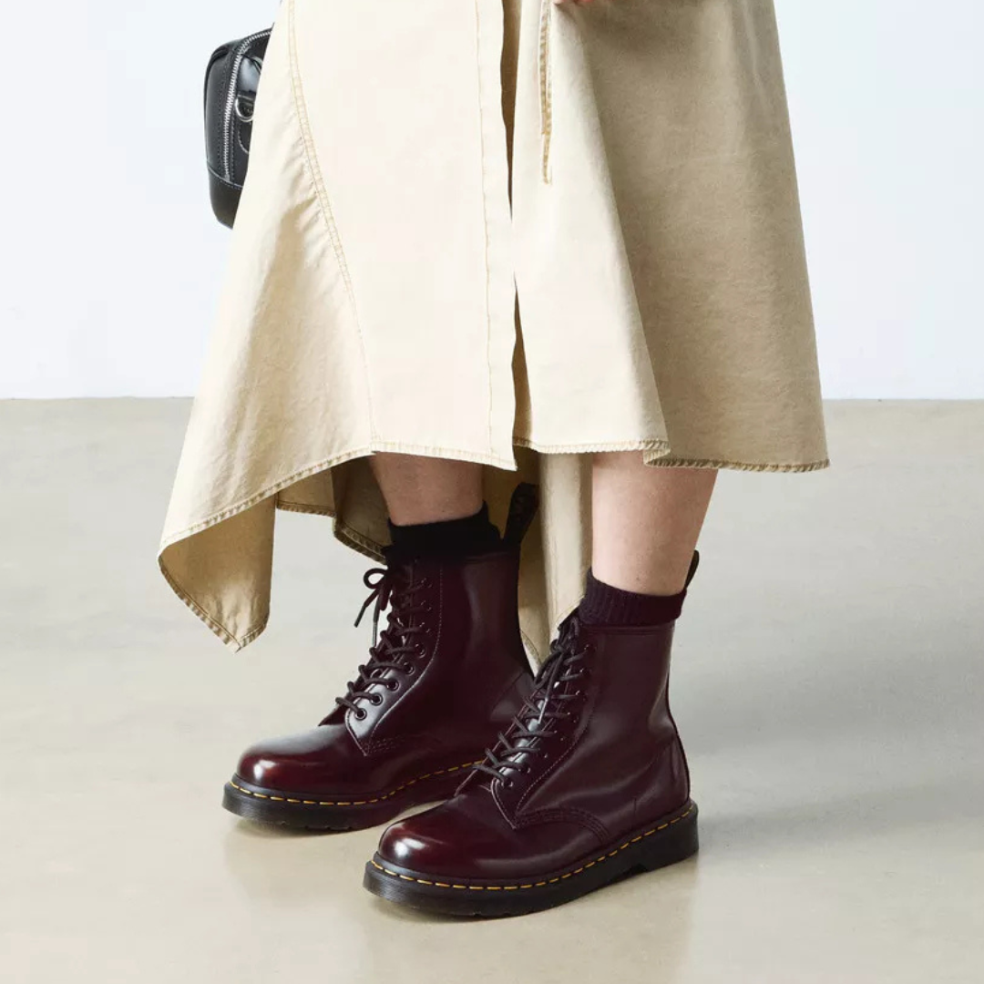 Dr.Martens 1460 - Cherry red Arcadia - Walk by Streetart