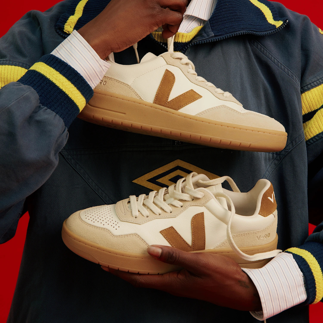 Veja V-90 - Pure Camel / Almond Naturel