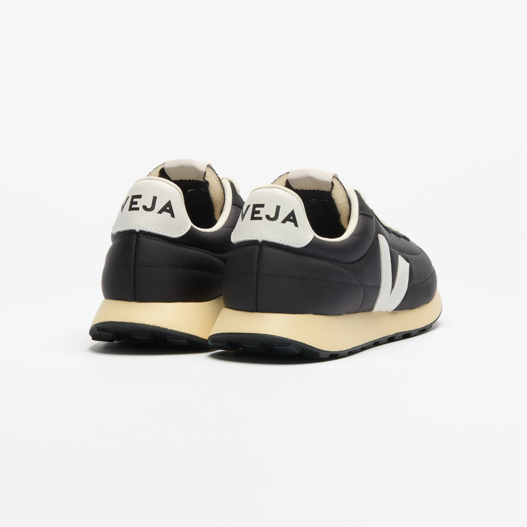Veja Belem Nylon - Black / White
