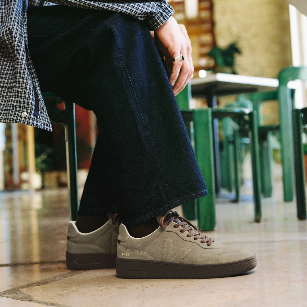 Veja V-90 Suede - Taupe / Eagle