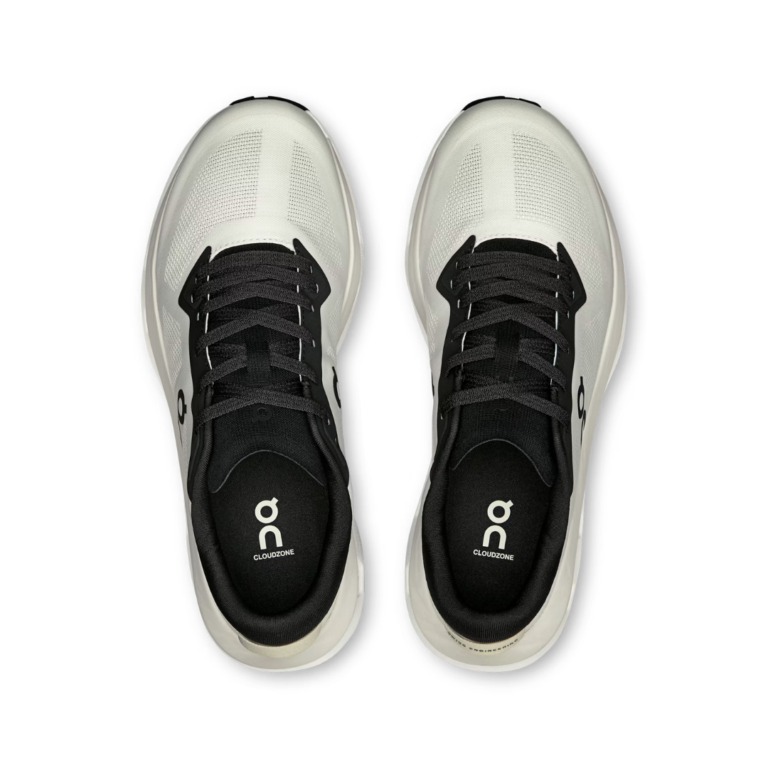 On Running Cloudzone - Ice / Black
