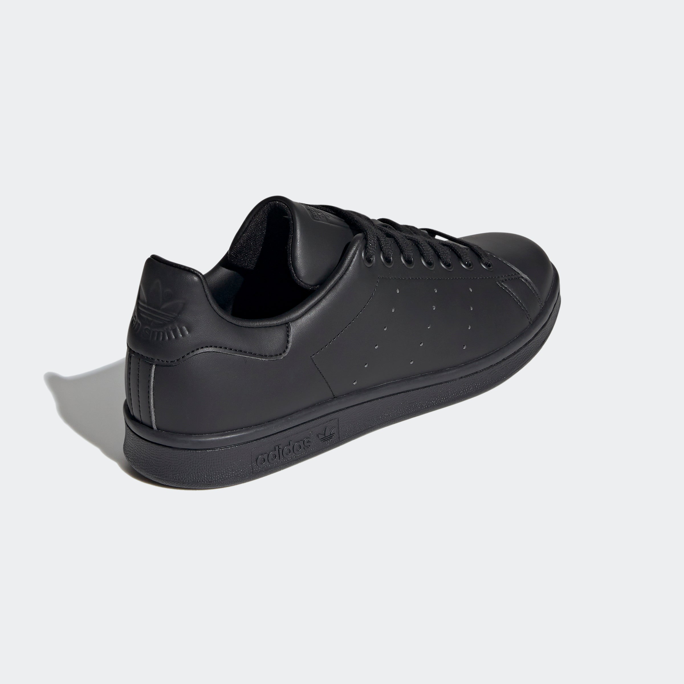 Adidas Stan Smith - Black / Black / Black - Walk by Streetart